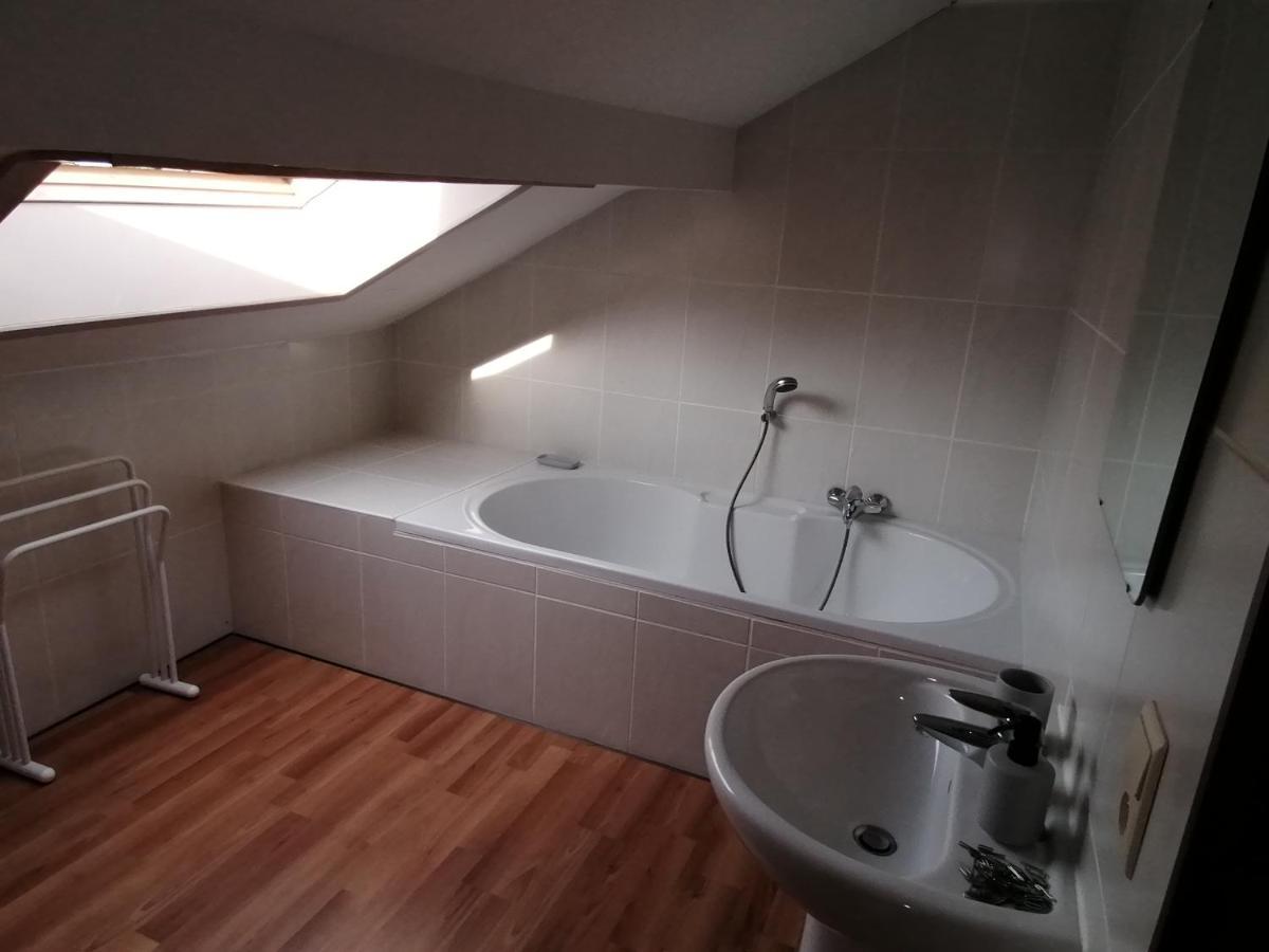 Bienvenue En Gaume ! Apartment Izel Bagian luar foto